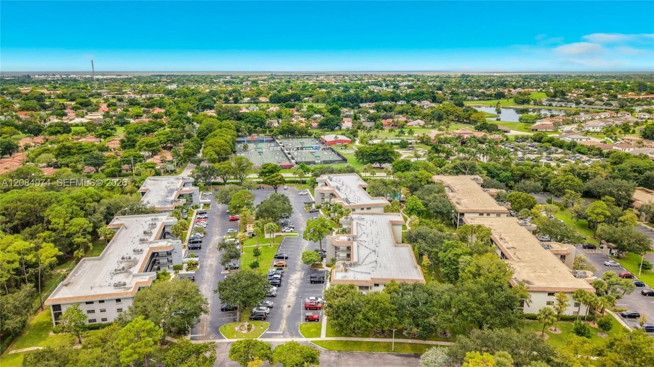7547 NW 79th Ave, Unit 312, Tamarac, FL 33321 Photo