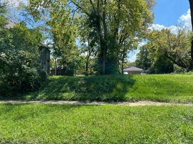 108 Cambridge Avenue, Dayton, OH 45406