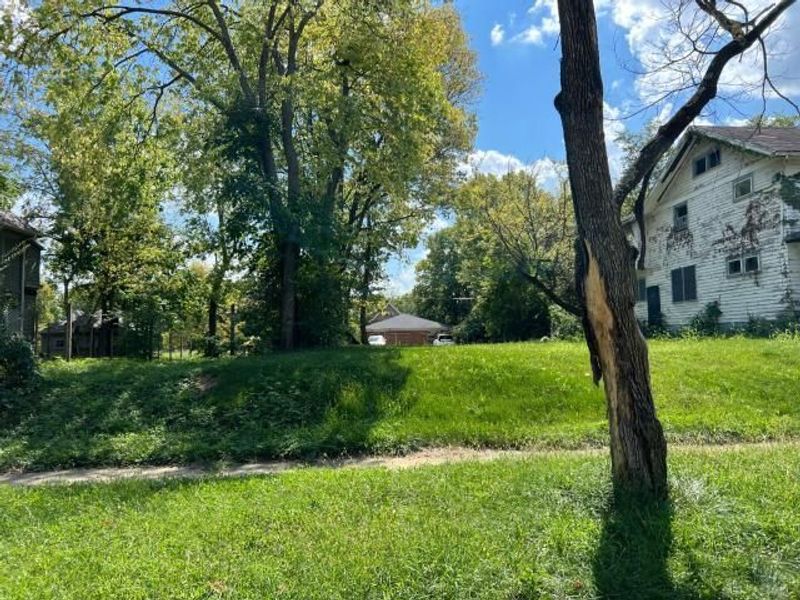 108 Cambridge Avenue, Dayton, OH 45406 Photo 2
