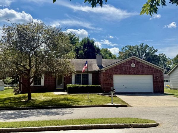 309 Washington Boulevard, Flora, IN 46929