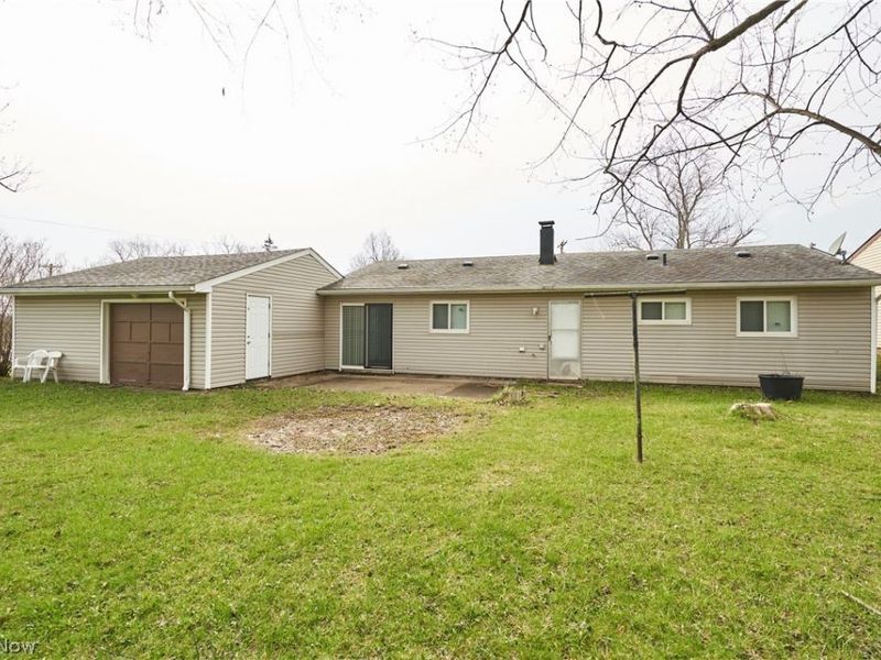 6255 Randolph Road, Bedford Heights, OH 44146 Photo 4