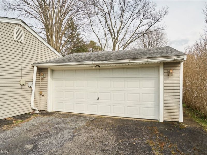6255 Randolph Road, Bedford Heights, OH 44146 Photo 5