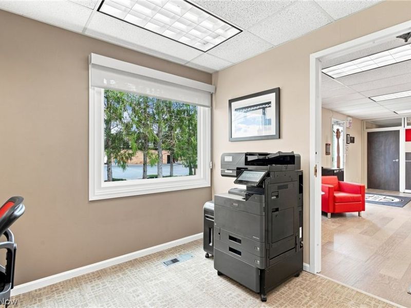 33610 Solon Road, Solon, OH 44139 Photo 11