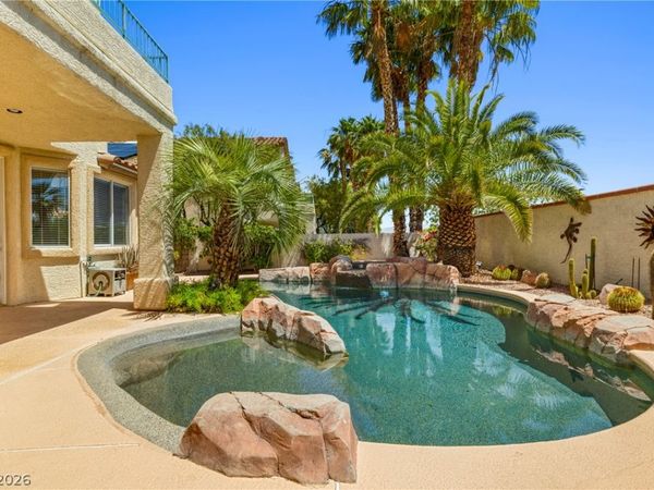 2116 Stone Croft Street, Las Vegas, NV 89134