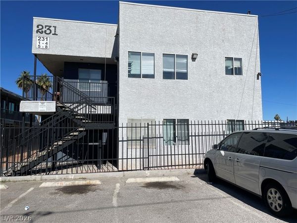 231 W Philadelphia Avenue, Unit 1, Las Vegas, NV 89102