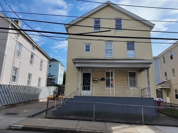 211 Wiliam, Fall River, MA 02721