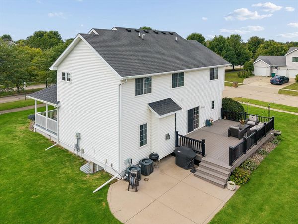 15651 Boston Parkway, Clive, IA 50325