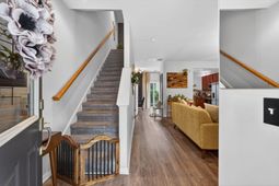 9086 Parlor Drive photo 4
