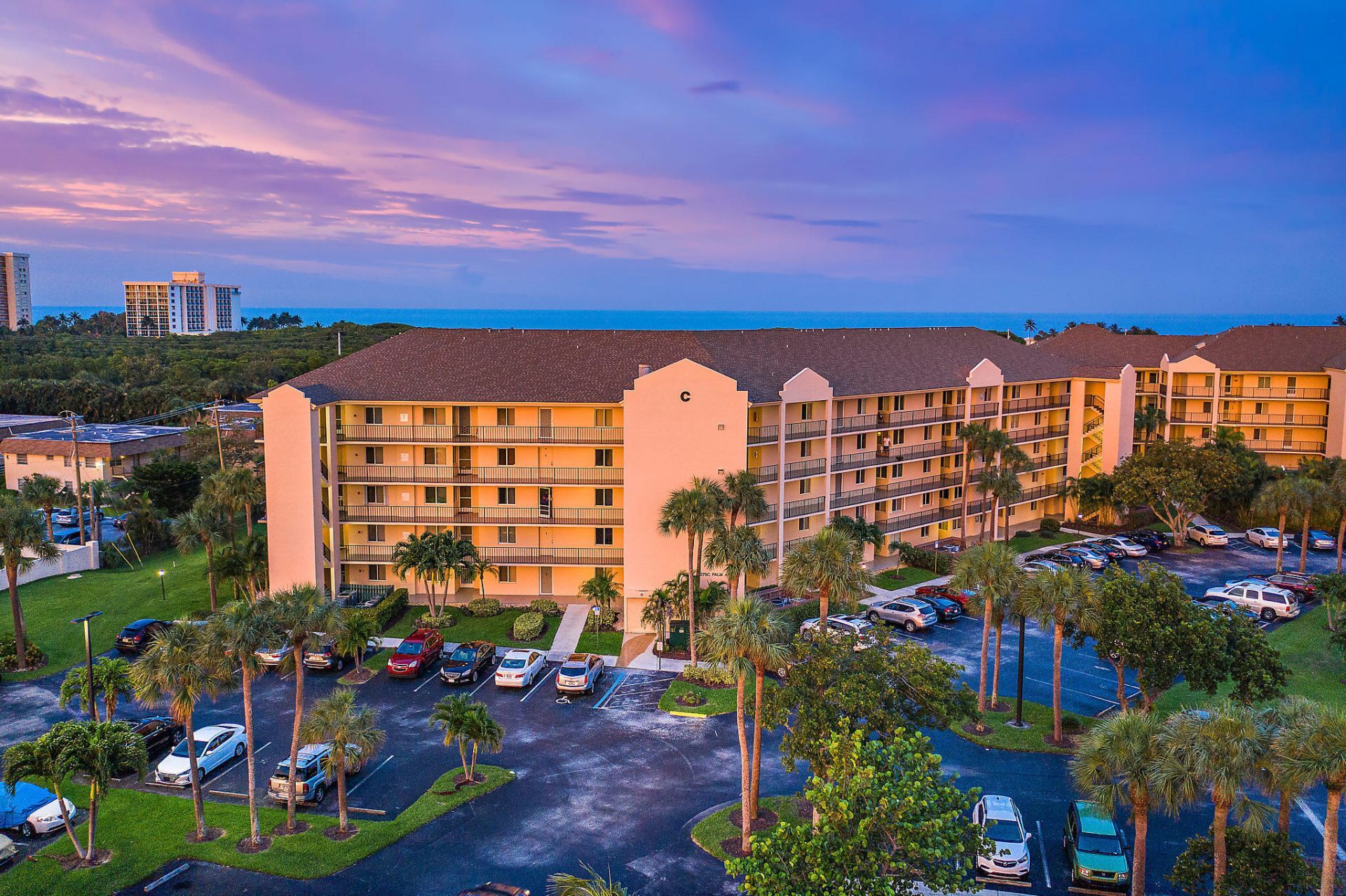 275 Palm Avenue, Unit C302, Jupiter, FL 33477 Photo