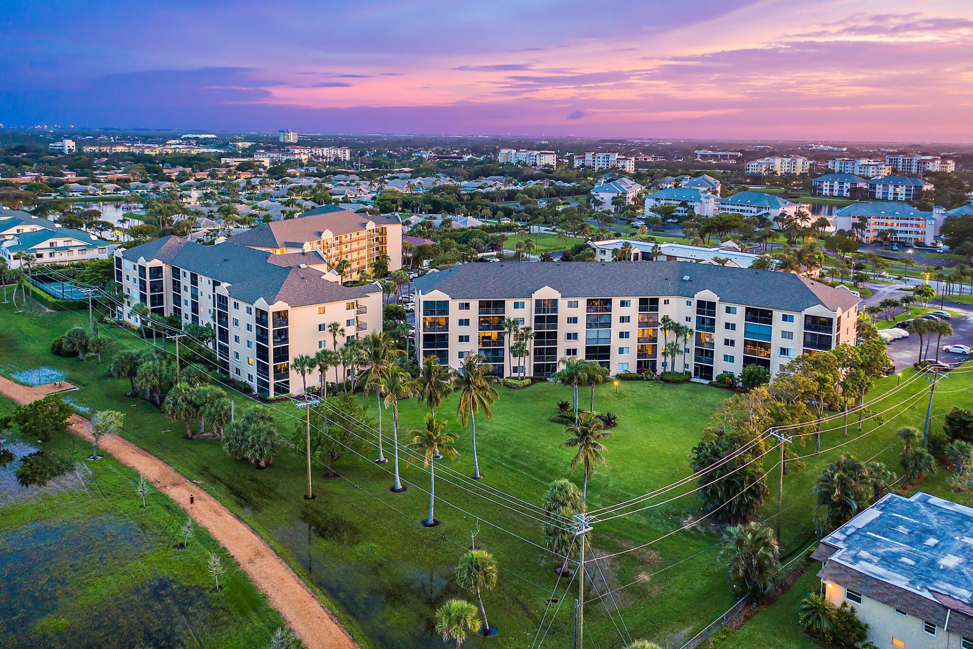 275 Palm Avenue, Unit C302, Jupiter, FL 33477 Photo