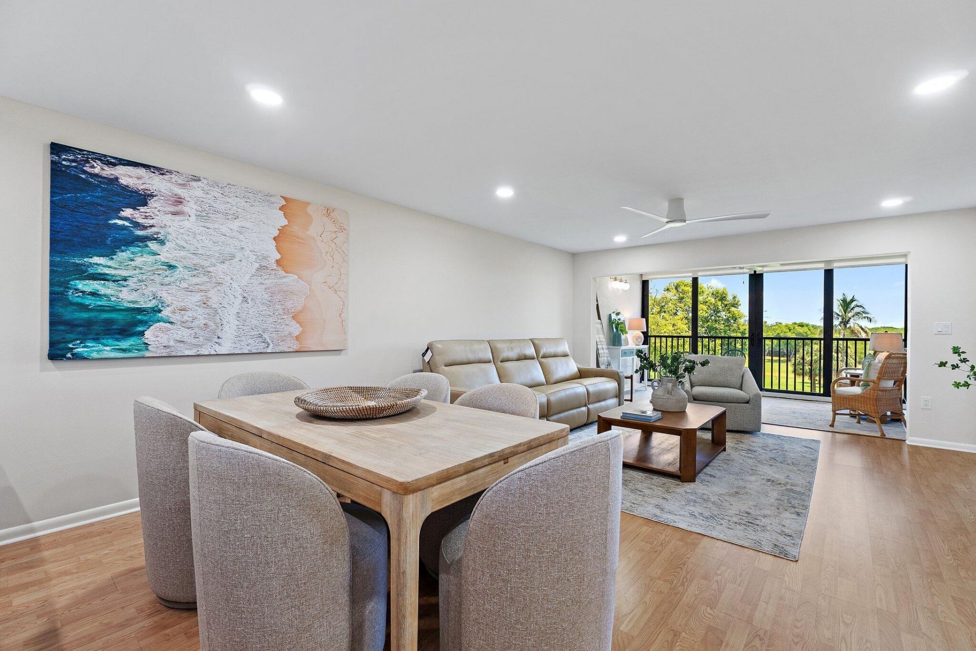 275 Palm Avenue, Unit C302, Jupiter, FL 33477 Photo