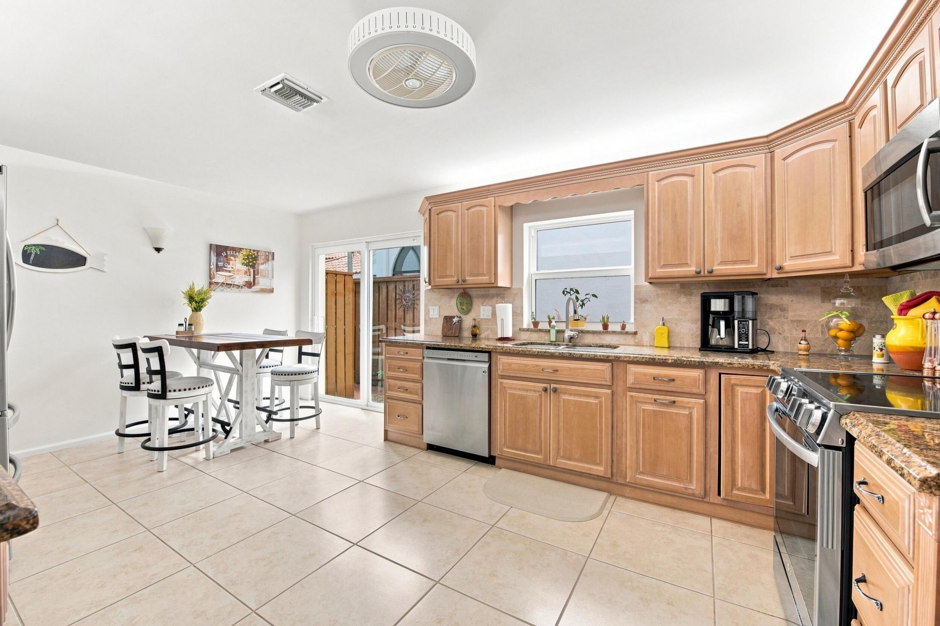 2576 La Cristal Circle, Palm Beach Gardens, FL 33410 Photo