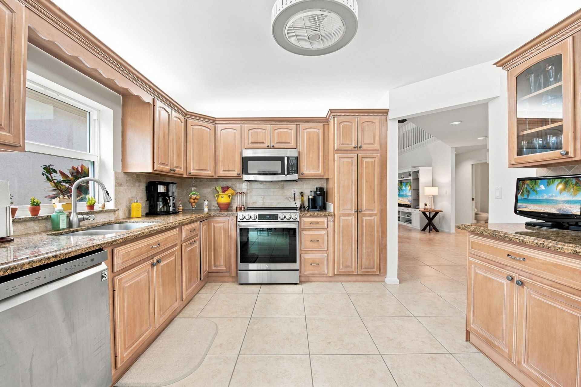 2576 La Cristal Circle, Palm Beach Gardens, FL 33410 Photo