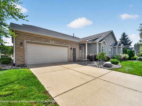 3985 Canyon Cove, Holt, MI 48842