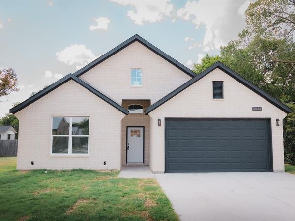 3622 Roberts Street , Greenville, TX 75401