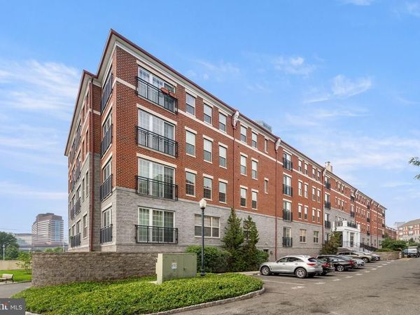 700 COMMODORE COURT, Unit 2727, PHILADELPHIA, PA 19146