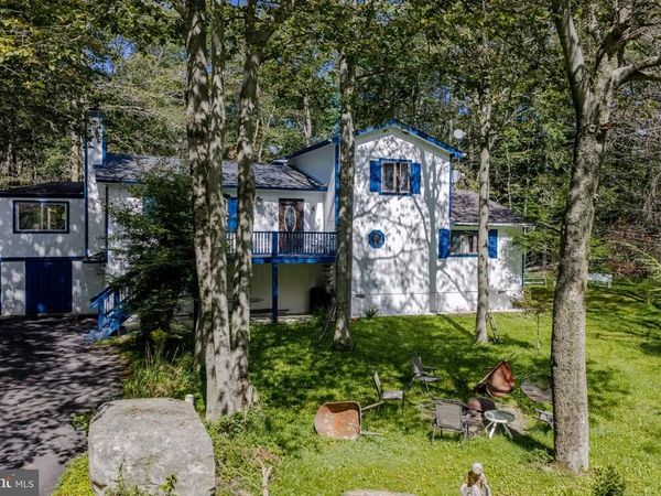 5112 NAVAJO PLACE , TOBYHANNA, PA 18466