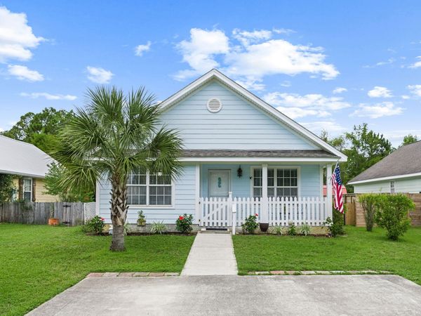 19 N 3rd Street, Santa Rosa Beach, FL 32459