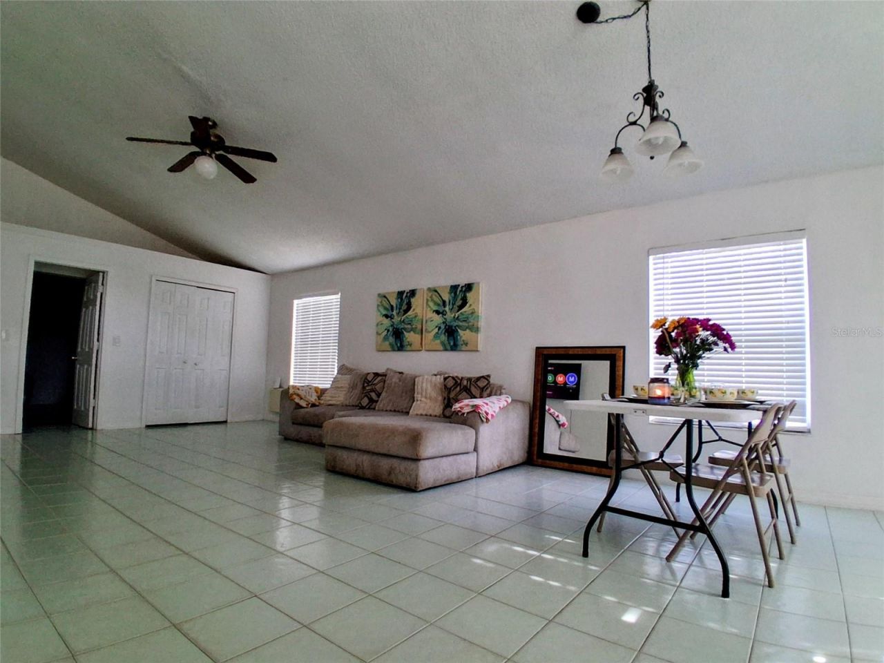 1208 S Taylor Road, Seffner, FL 33584 Photo