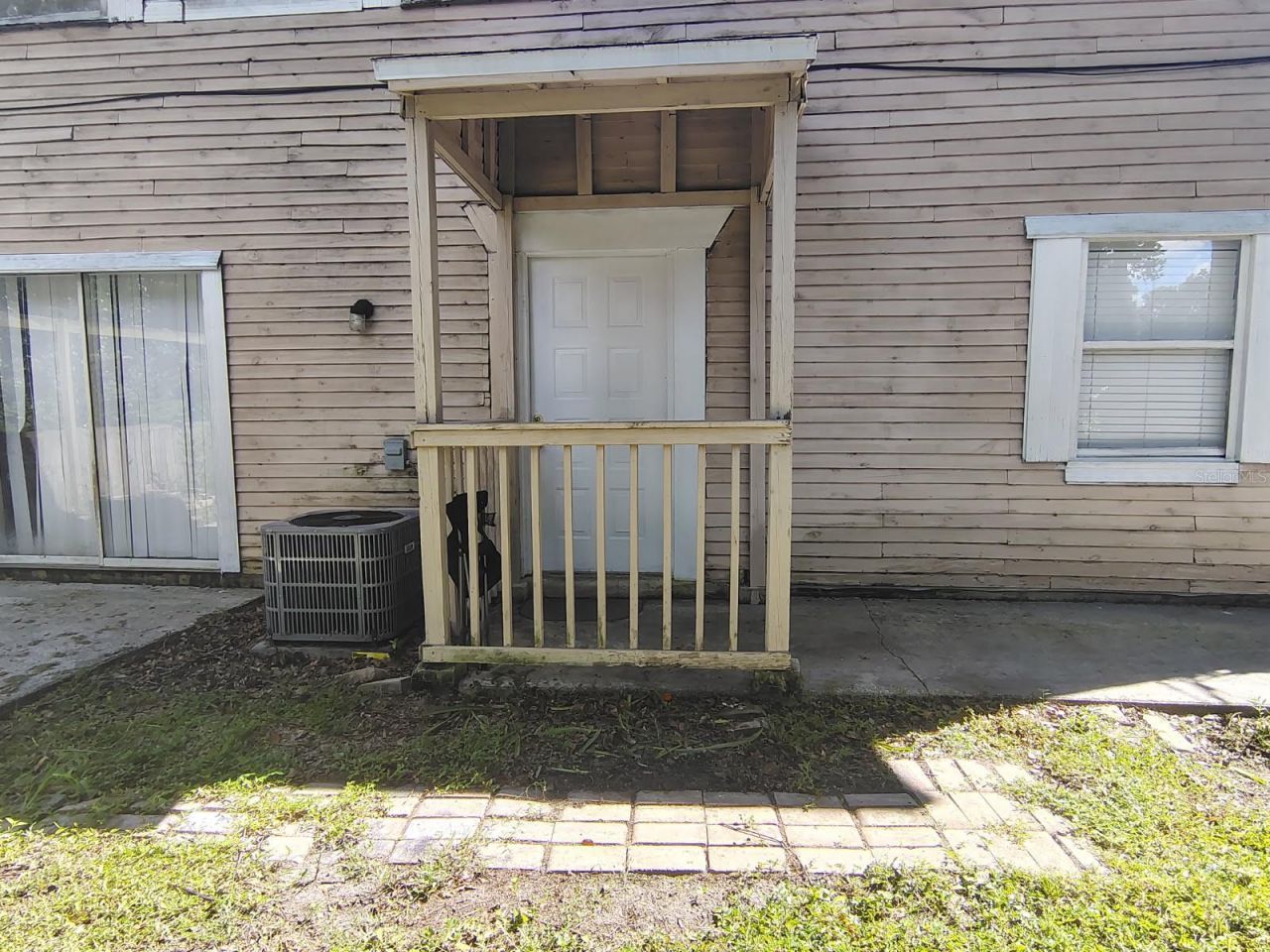 1208 S Taylor Road, Seffner, FL 33584 Photo