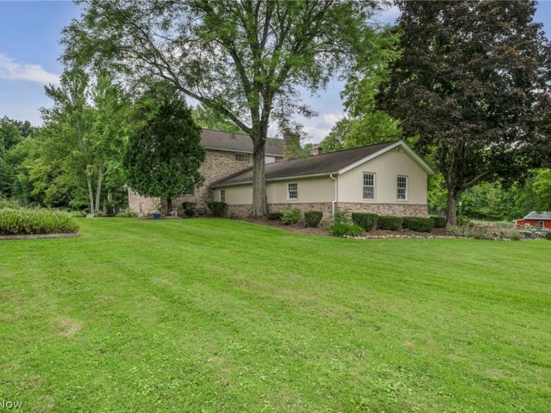 18460 W River Road, Columbia Station, OH 44028 Photo 45