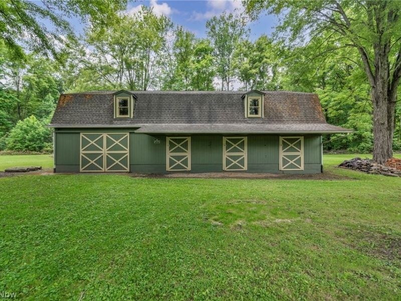 18460 W River Road, Columbia Station, OH 44028 Photo 6