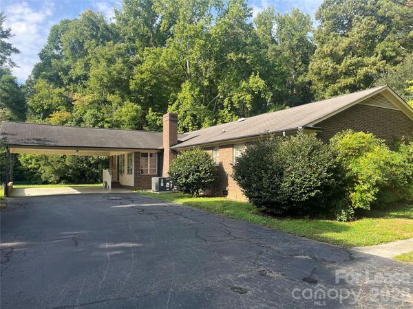 5625 Potter Road , Matthews, NC 28104