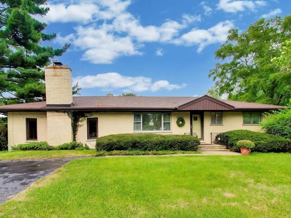 1880 Maple Avenue , Downers Grove, IL 60515