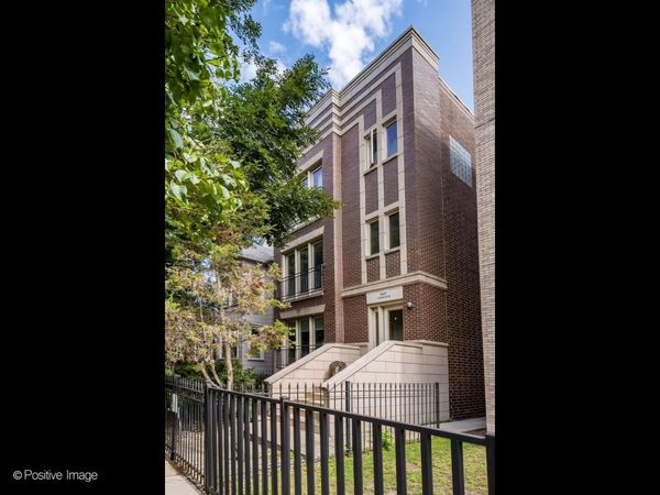 3417 N Bosworth Street , Unit 2, Chicago, IL 60657