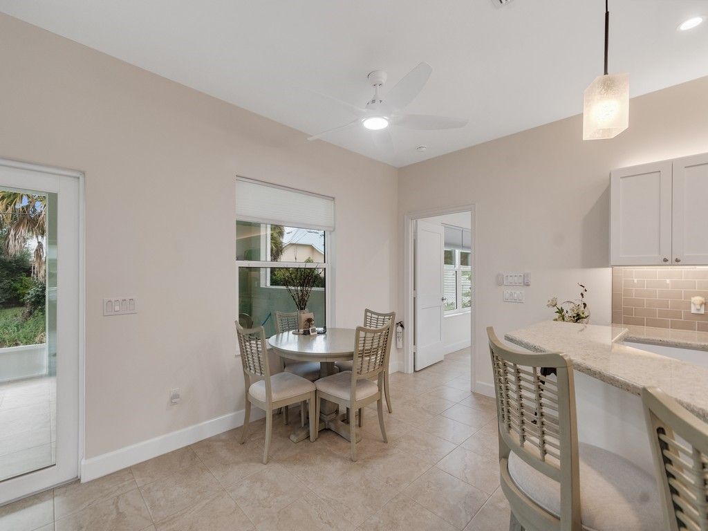 664 Beard Avenue, Sebastian, FL 32958 Photo