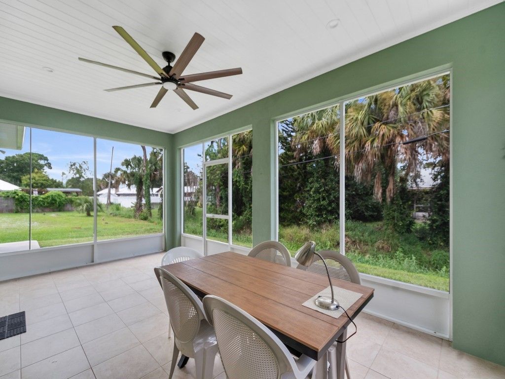 664 Beard Avenue, Sebastian, FL 32958 Photo