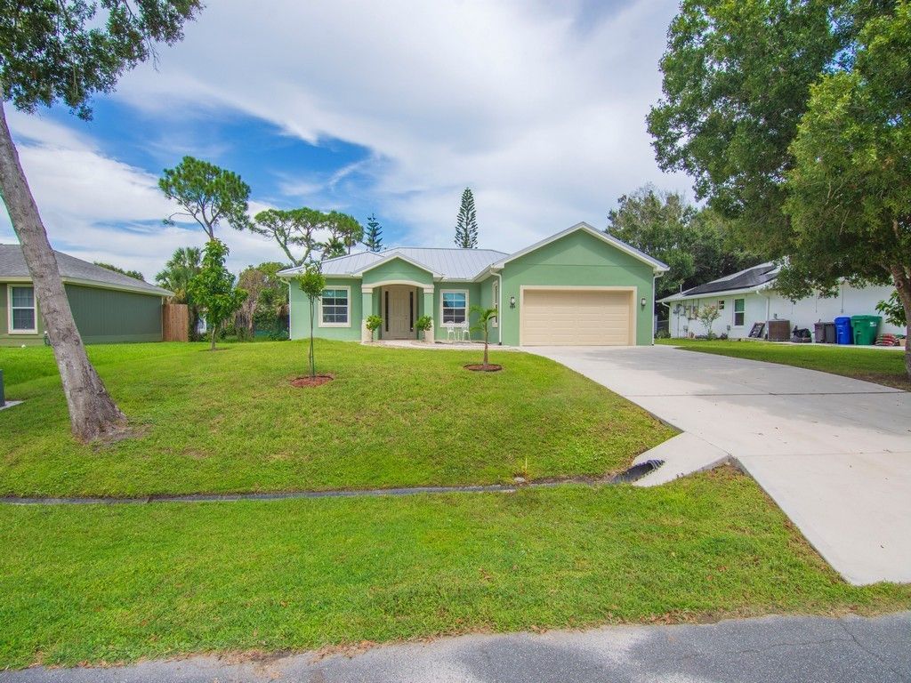 664 Beard Avenue, Sebastian, FL 32958 Photo