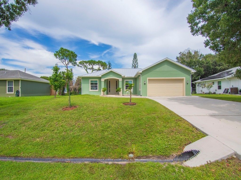 664 Beard Avenue, Sebastian, FL 32958 Photo