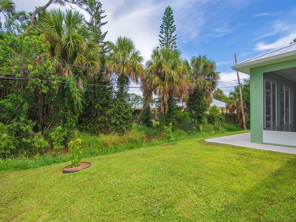 664 Beard Avenue, Sebastian, FL 32958 Photo