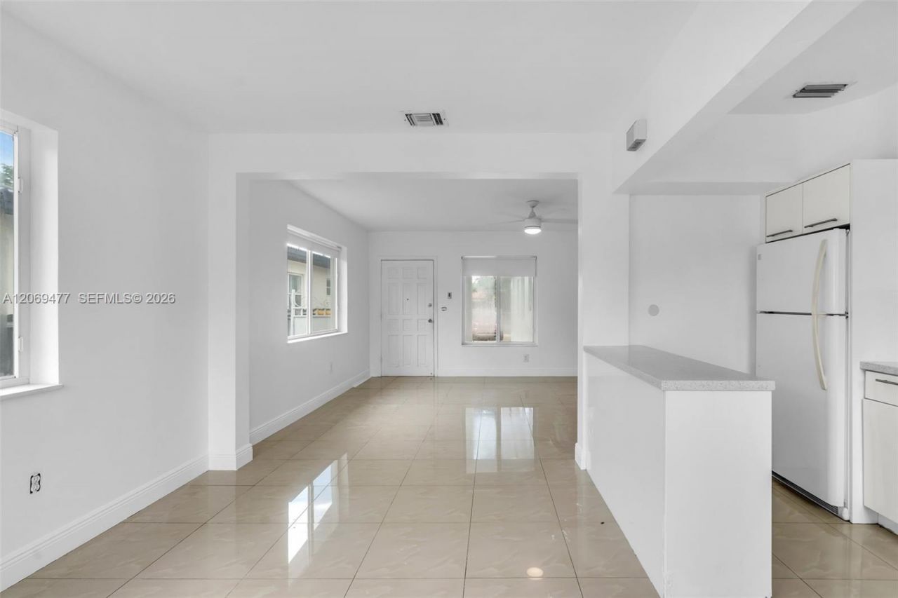 540 Beacom Blvd , Miami, FL 33135 Photo