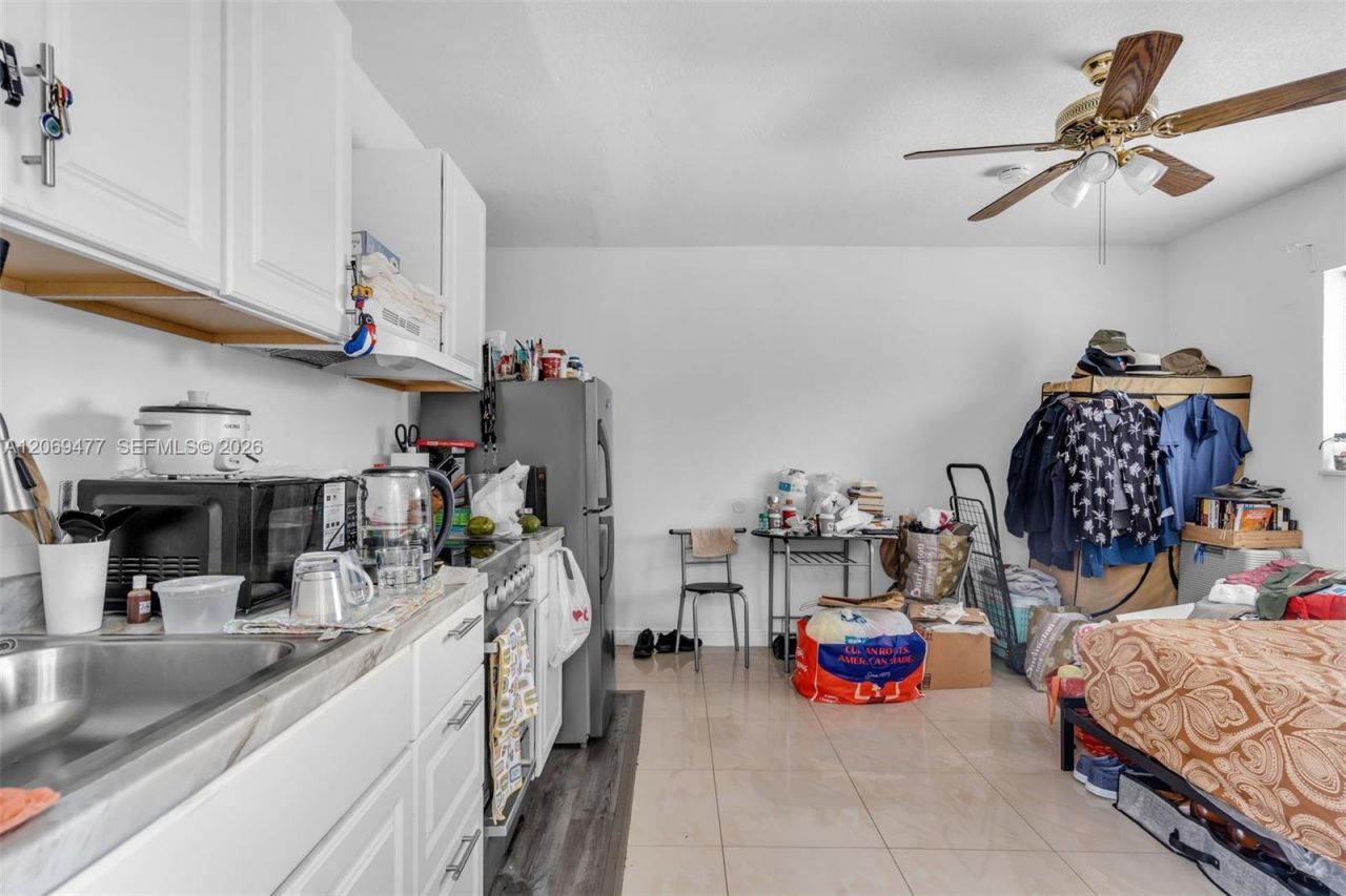 540 Beacom Blvd , Miami, FL 33135 Photo