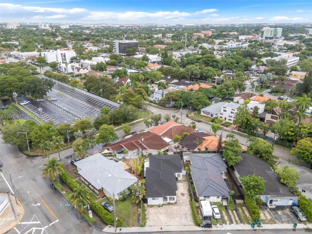 540 Beacom Blvd , Miami, FL 33135 Photo