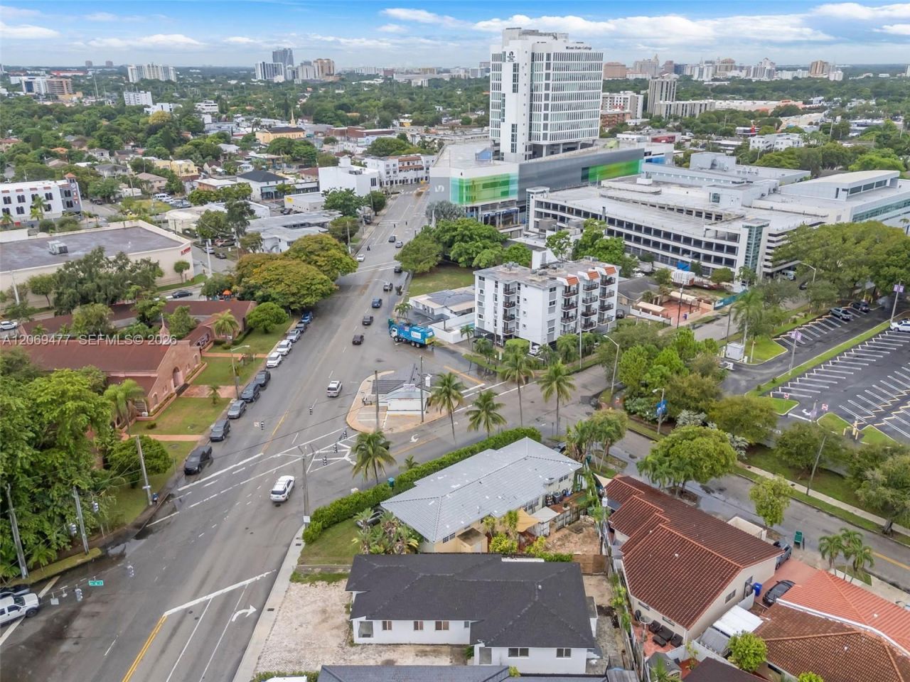 540 Beacom Blvd , Miami, FL 33135 Photo