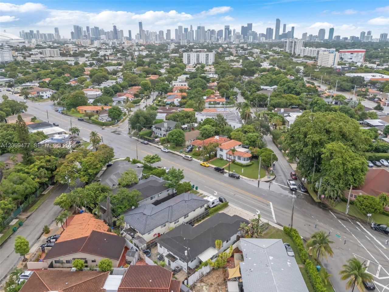 540 Beacom Blvd , Miami, FL 33135 Photo