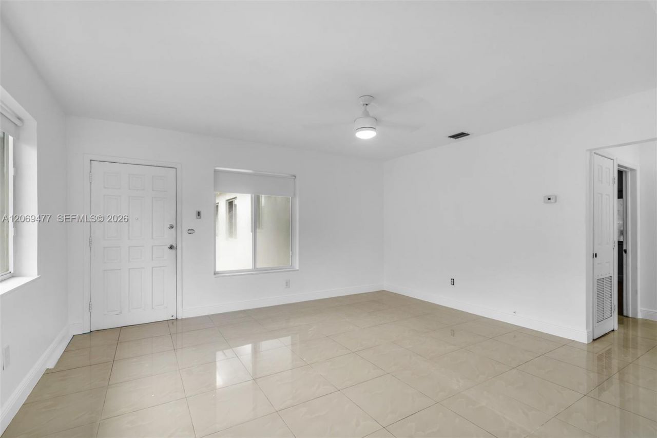 540 Beacom Blvd , Miami, FL 33135 Photo