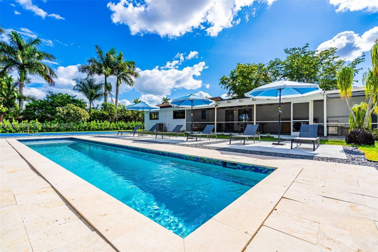 535 N Biscayne River Dr, Miami, FL 33169 Photo