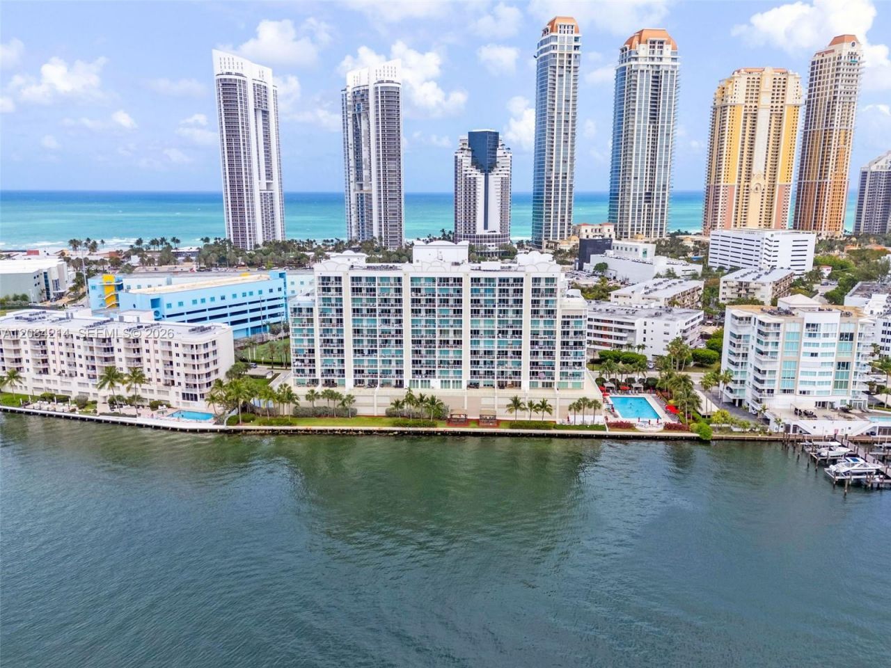 18100 N Bay Rd, Unit 709, Sunny Isles Beach, FL 33160 Photo