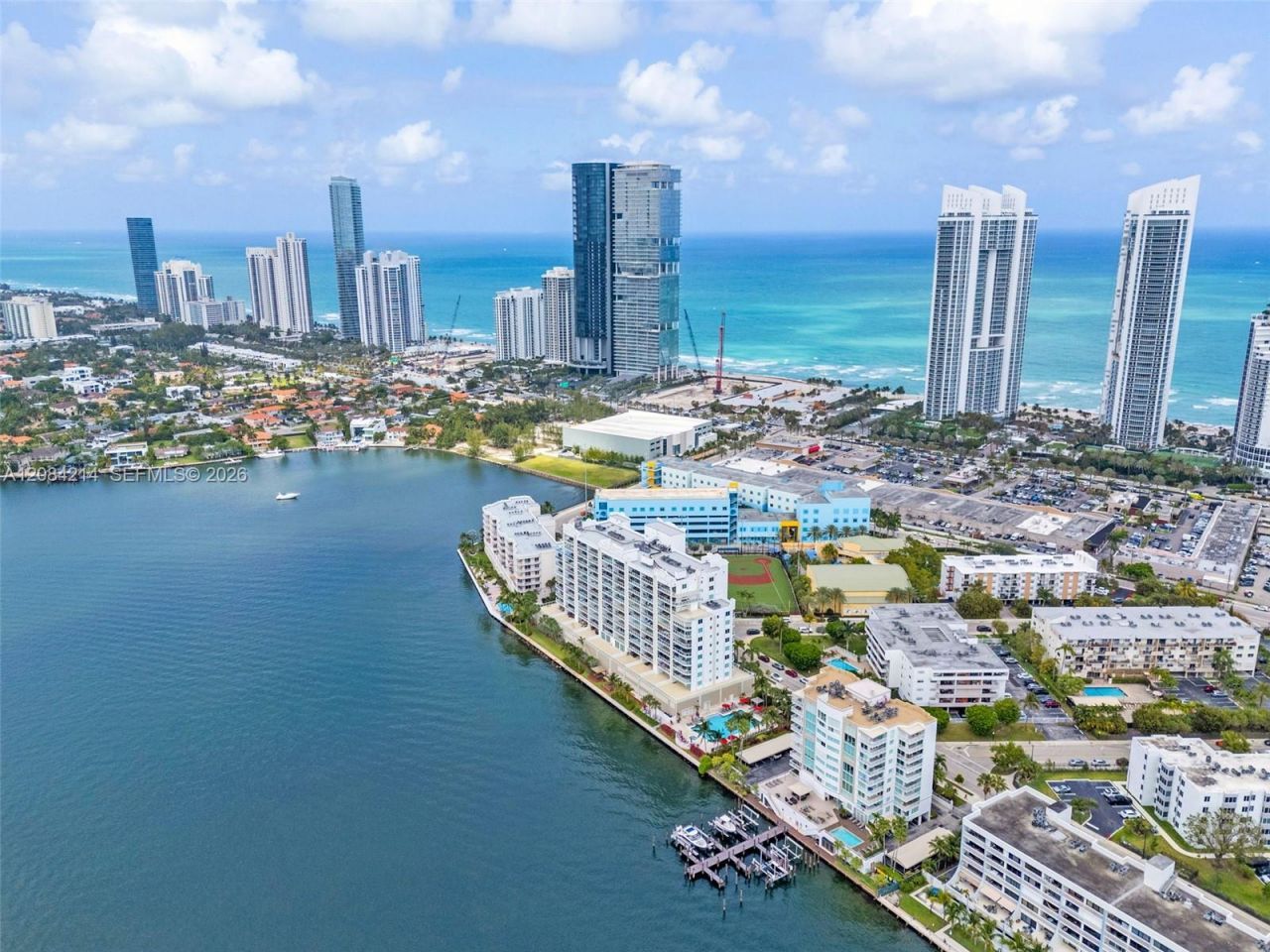 18100 N Bay Rd, Unit 709, Sunny Isles Beach, FL 33160 Photo