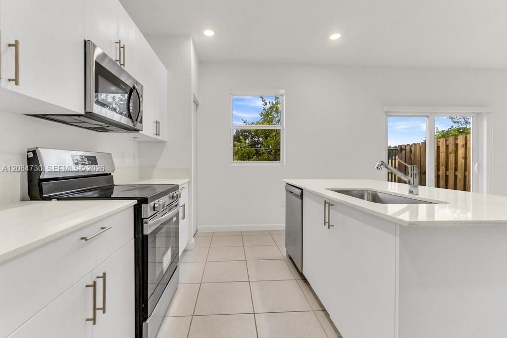 18414 SW 2nd St, Pembroke Pines, FL 33029 Photo