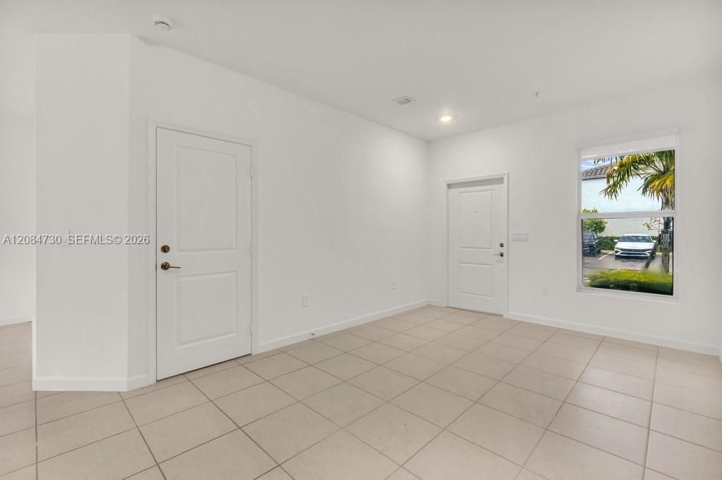 18414 SW 2nd St, Pembroke Pines, FL 33029 Photo