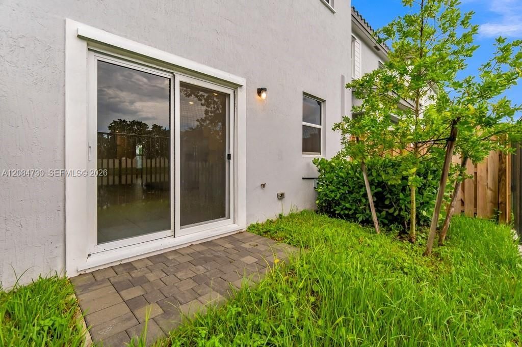 18414 SW 2nd St, Pembroke Pines, FL 33029 Photo