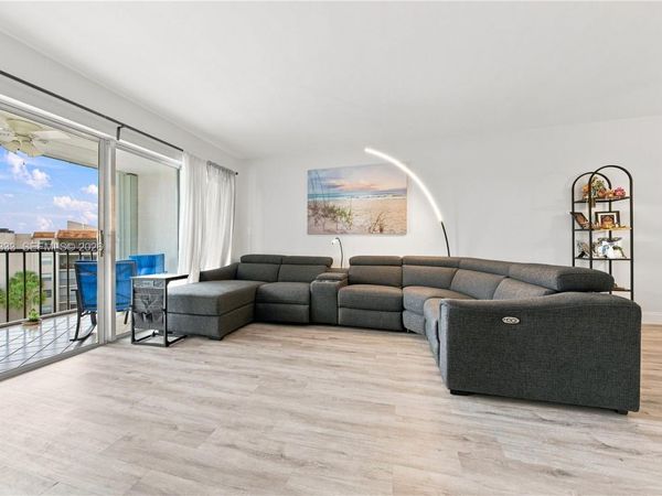 3930 Inverrary Blvd , Unit 602-D, Lauderhill, FL 33319