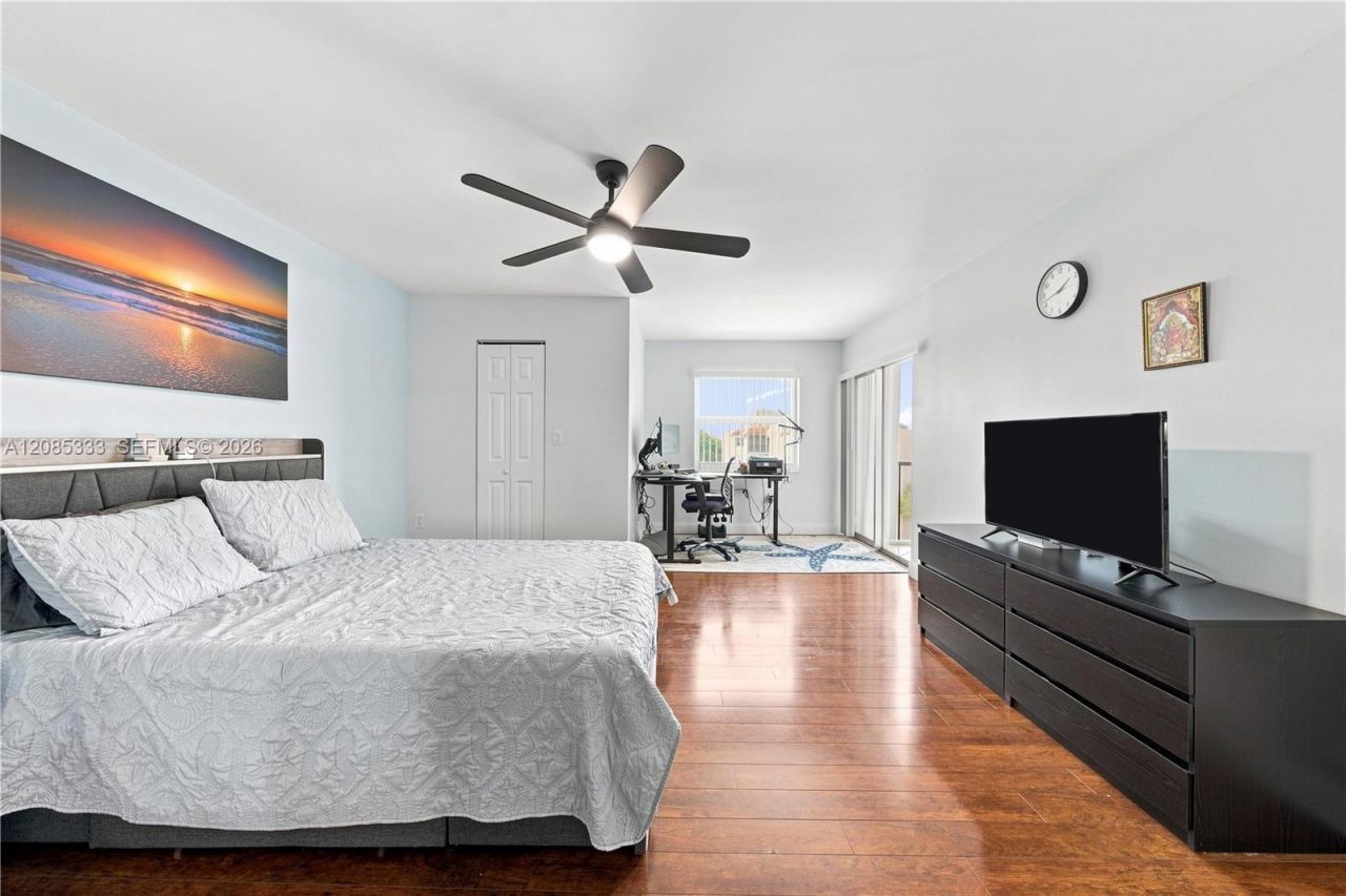 3930 Inverrary Blvd, Unit 602-D, Lauderhill, FL 33319 Photo