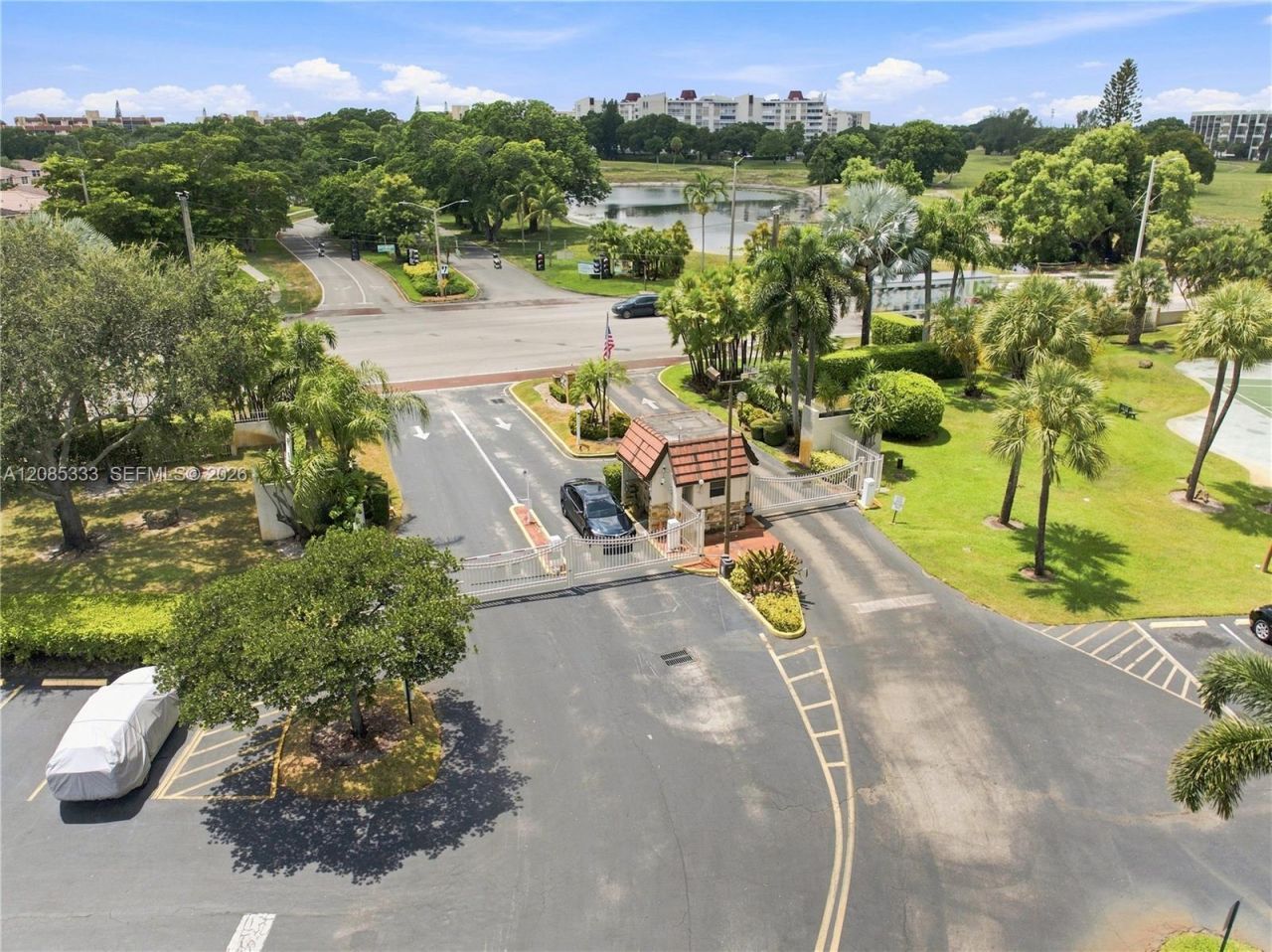3930 Inverrary Blvd, Unit 602-D, Lauderhill, FL 33319 Photo