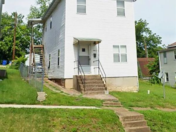 906/908 N 2nd Street, De Soto, MO 63020